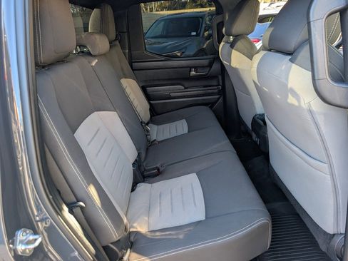 Used 2025 Toyota Tacoma TRD Off-Road image 5