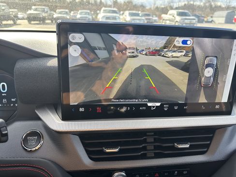 New 2026 Ford Explorer ST-Line w/ ST-Line Street Pack image 27