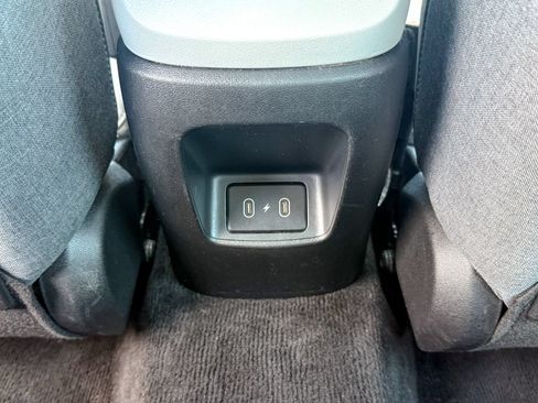 Used 2024 Hyundai Elantra Limited FWD image 22