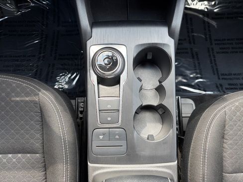 Used 2025 Ford Escape Active AWD/4WD image 21