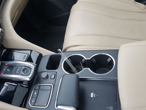 Certified 2022 Acura MDX SH-AWD w/ Advance Package image 24