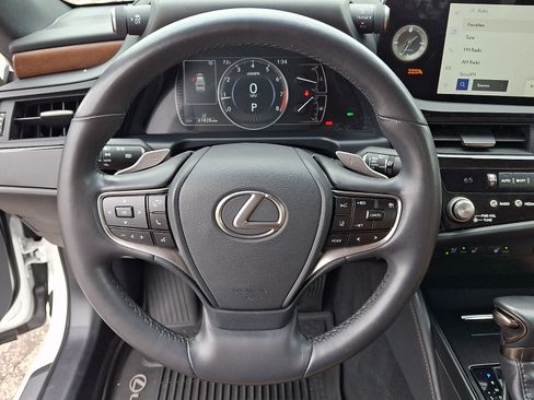 Certified 2023 Lexus ES 350 w/ Premium Package FWD image 21
