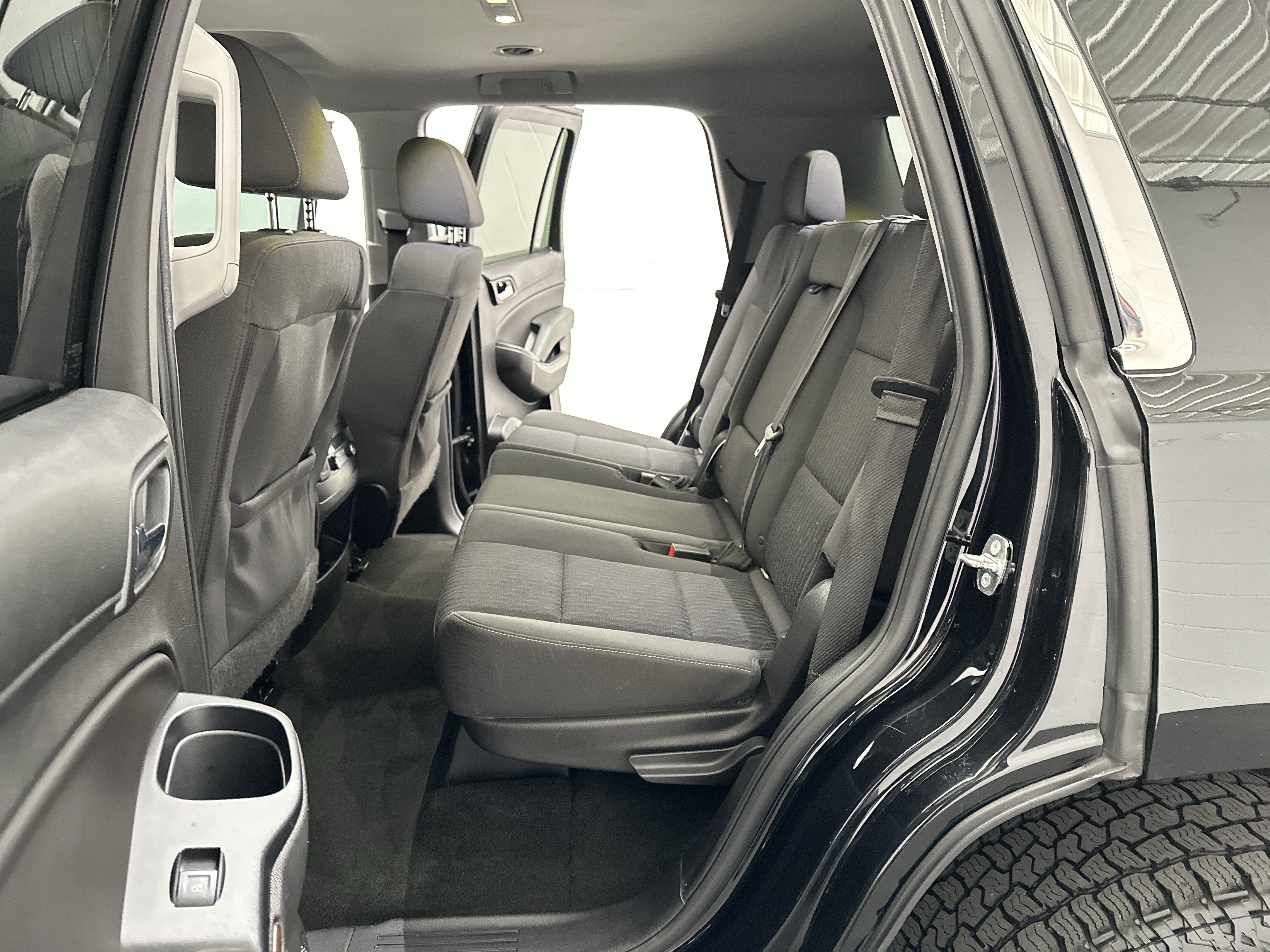 Used 2018 Chevrolet Tahoe LS w/ All-Season Package AWD/4WD image 22