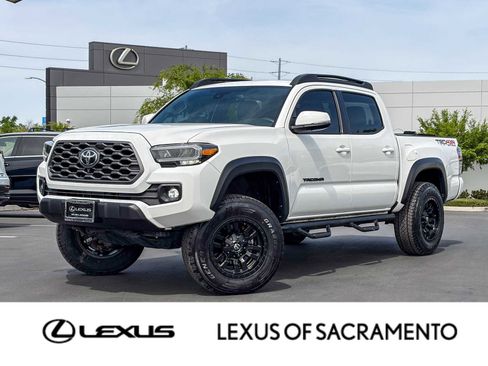 Used 2021 Toyota Tacoma TRD Off-Road w/ TRD Premium Off Road Package image 1