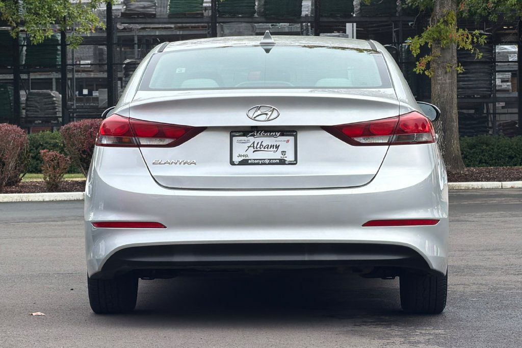 Used 2018 Hyundai Elantra Value Edition FWD image 5