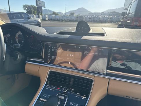 Used 2021 Porsche Panamera 4 Executive AWD/4WD image 27