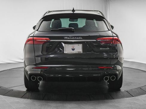 New 2025 Maserati Grecale GT image 6