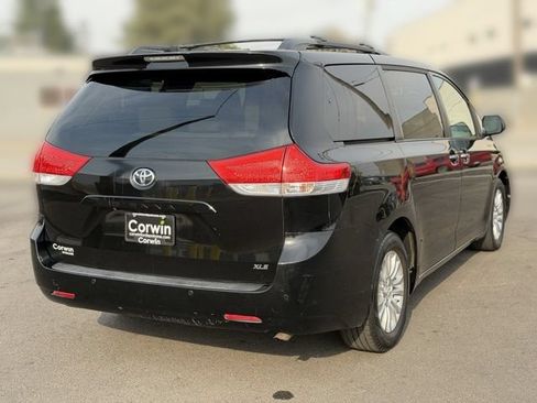 Used 2011 Toyota Sienna XLE w/ XLE Navigation Pkg FWD image 14