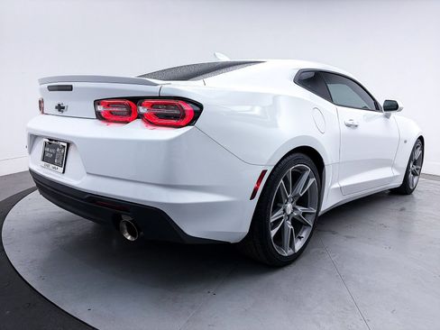Used 2020 Chevrolet Camaro LT w/ RS Package image 13