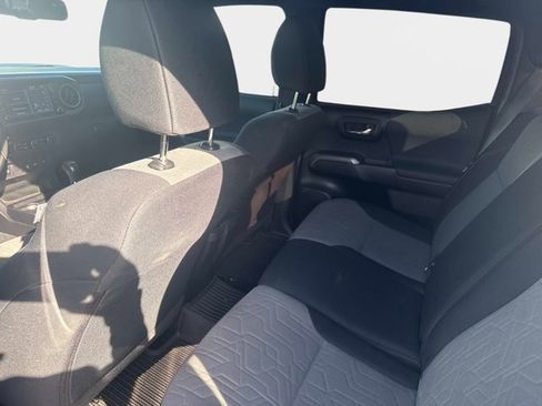 Used 2021 Toyota Tacoma TRD Sport image 15