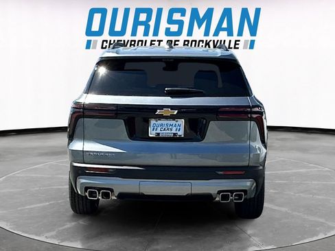 New 2026 Chevrolet Traverse LT w/ Driver Confidence Package FWD image 5