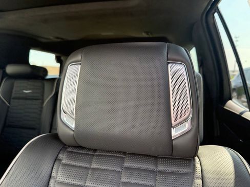 Used 2024 Cadillac Escalade Sport Platinum w/ LPO, Floor Liner Package AWD/4WD image 28