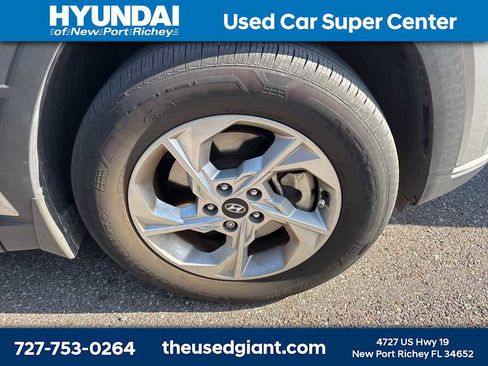 Used 2024 Hyundai Tucson SE image 5