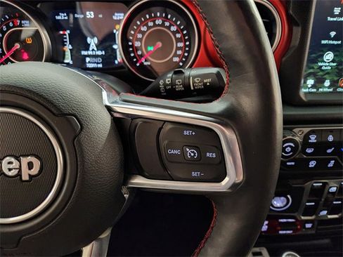 Used 2018 Jeep Wrangler Unlimited Rubicon w/ Dual Top Group image 27