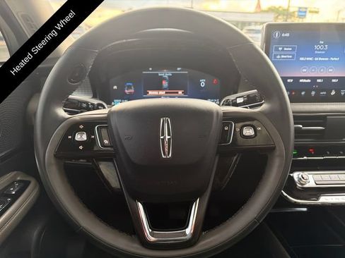 Used 2023 Lincoln Corsair AWD w/ Equipment Group 101A image 17