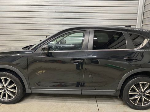 Used 2018 MAZDA CX-5 Touring w/ Preferred Equipment Package AWD/4WD image 7