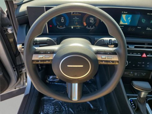 Certified 2025 Hyundai Tucson SEL image 19