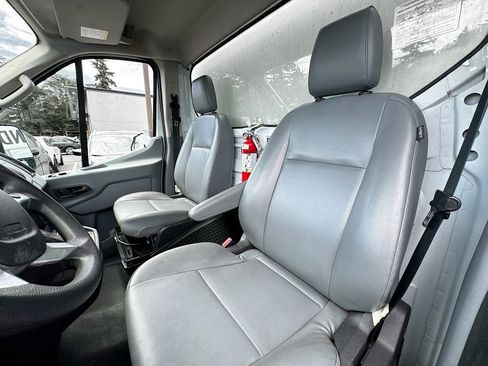 Used 2019 Ford Transit 350 156 DRW RWD image 9