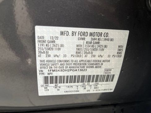 Used 2023 Ford Explorer XLT w/ Equipment Group 202A AWD/4WD image 82