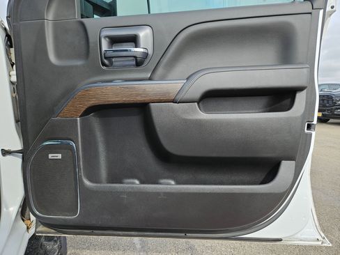 Used 2019 GMC Sierra 3500 Denali w/ Duramax Plus Package image 29