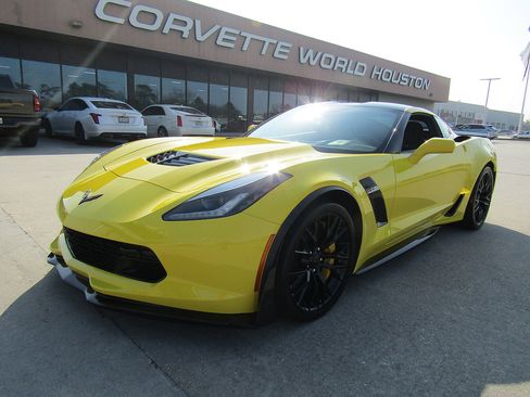 Used 2017 Chevrolet Corvette Z06 image 1