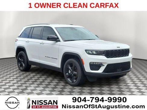 Used 2024 Jeep Grand Cherokee Limited w/ Black Appearance Package RWD image 1