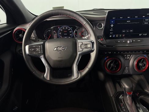 Used 2025 Chevrolet Blazer RS AWD/4WD image 12