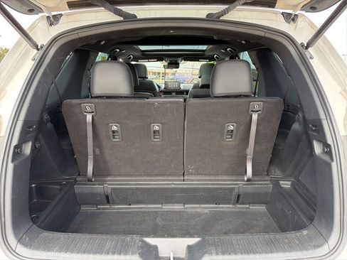 Used 2024 Honda Pilot TrailSport image 27