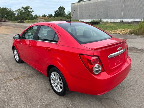 Used 2016 Chevrolet Sonic LT w/ Wheels and Fog Lamp Package FWD image 5