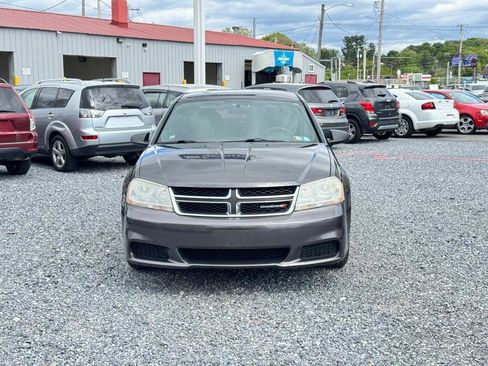 Used 2014 Dodge Avenger SE FWD image 2