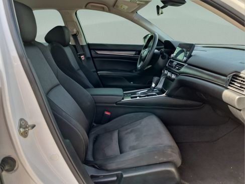 Certified 2019 Honda Accord LX image 19
