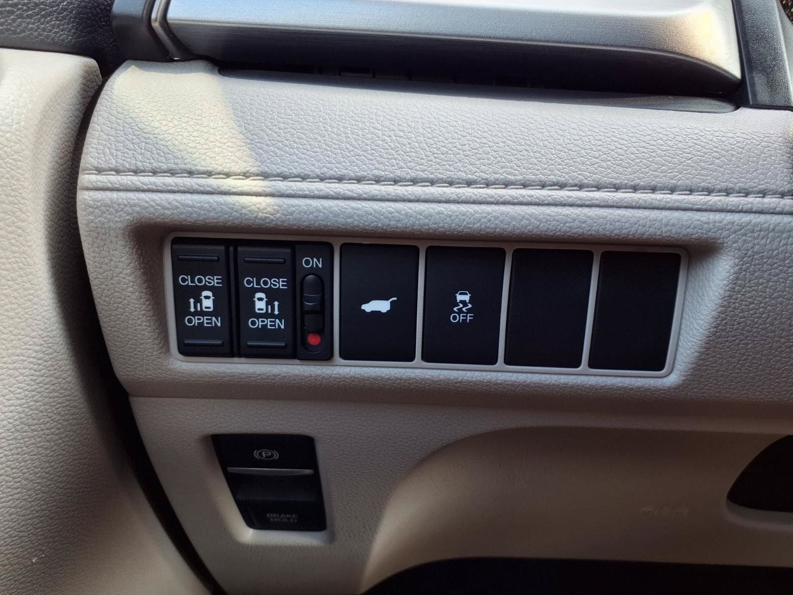 Certified 2025 Honda Odyssey EX-L image 10