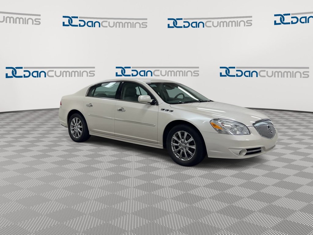 Used 2011 Buick Lucerne CXL FWD image 2