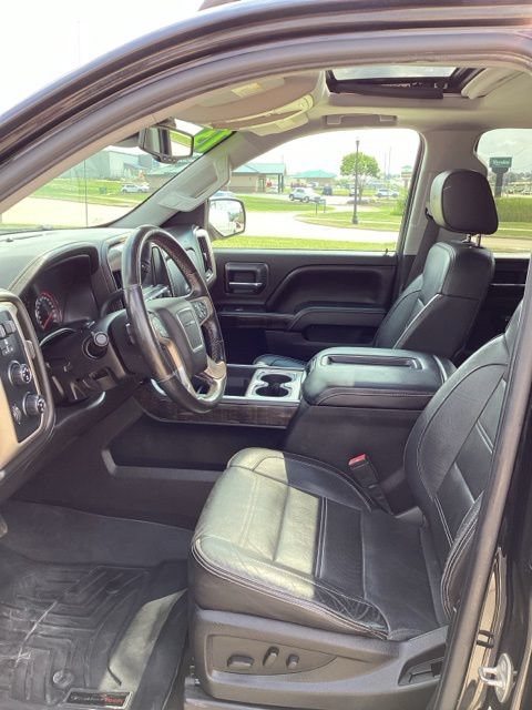 Used 2015 GMC Sierra 1500 Denali w/ Driver Alert Package AWD/4WD image 10