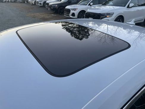 Used 2017 Audi A4 2.0T Premium Plus w/ Premium Plus Package image 6