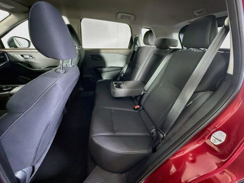 Used 2023 Nissan Rogue S AWD/4WD image 27