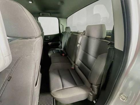 Used 2018 Chevrolet Silverado 1500 LT AWD/4WD image 23