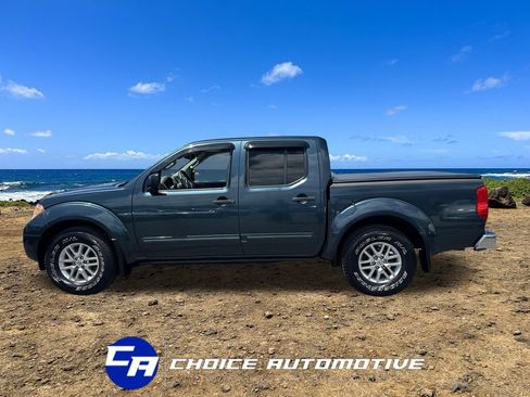 Used 2014 Nissan Frontier SV w/ SV Value Truck Package RWD image 3