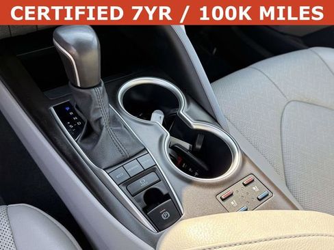 Used 2024 Toyota Camry XLE w/ Navigation Package image 24