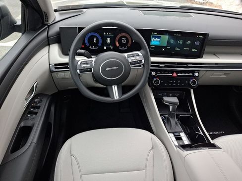 New 2026 Hyundai Tucson SEL image 7