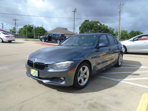 Used 2015 BMW 328i xDrive Sedan AWD/4WD image 3