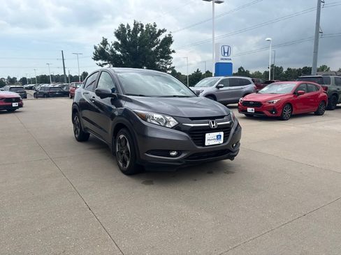 Certified 2018 Honda HR-V EX image 3