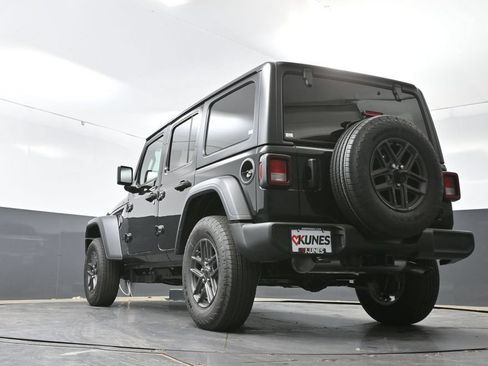 New 2026 Jeep Wrangler Unlimited Sport AWD/4WD image 42