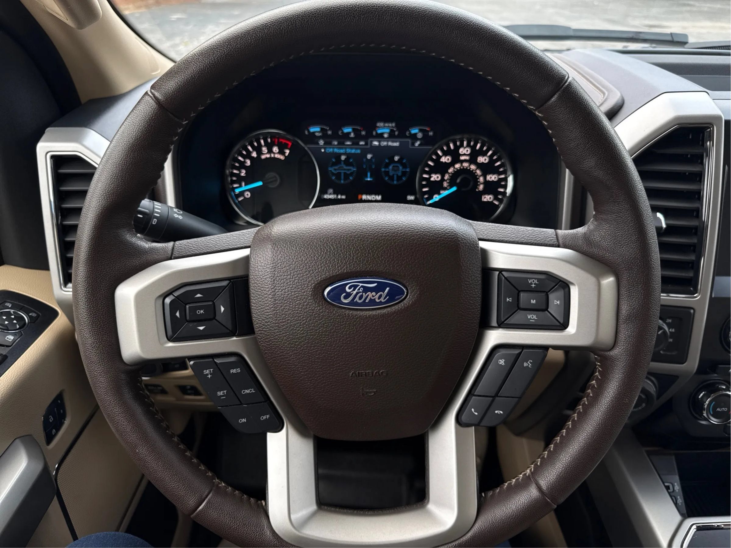 Used 2018 Ford F150 Lariat AWD/4WD image 17