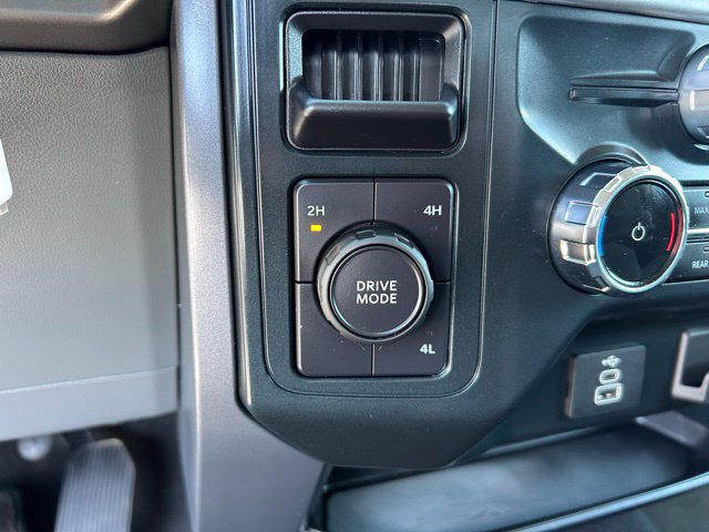 Used 2025 Ford F150 XLT w/ Equipment Group 301A Standard AWD/4WD image 25