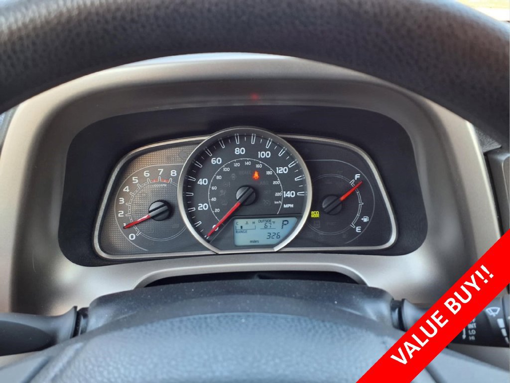 Used 2013 Toyota RAV4 XLE AWD/4WD image 18