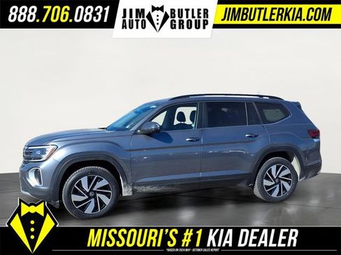 Used 2024 Volkswagen Atlas SE image 18