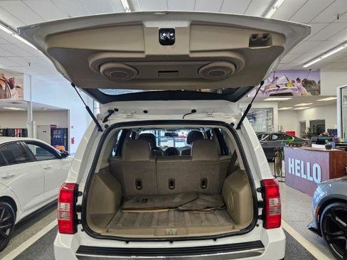 Used 2014 Jeep Patriot Limited w/ Sun/Sound Group AWD/4WD image 38