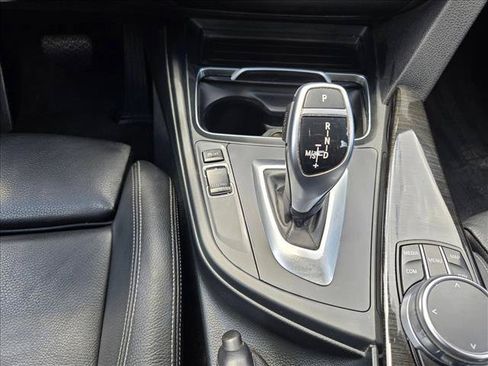 Used 2018 BMW 330i Sedan RWD image 11