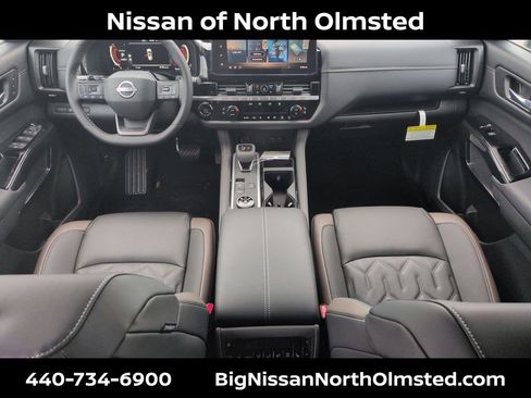 New 2026 Nissan Pathfinder Platinum AWD/4WD image 17